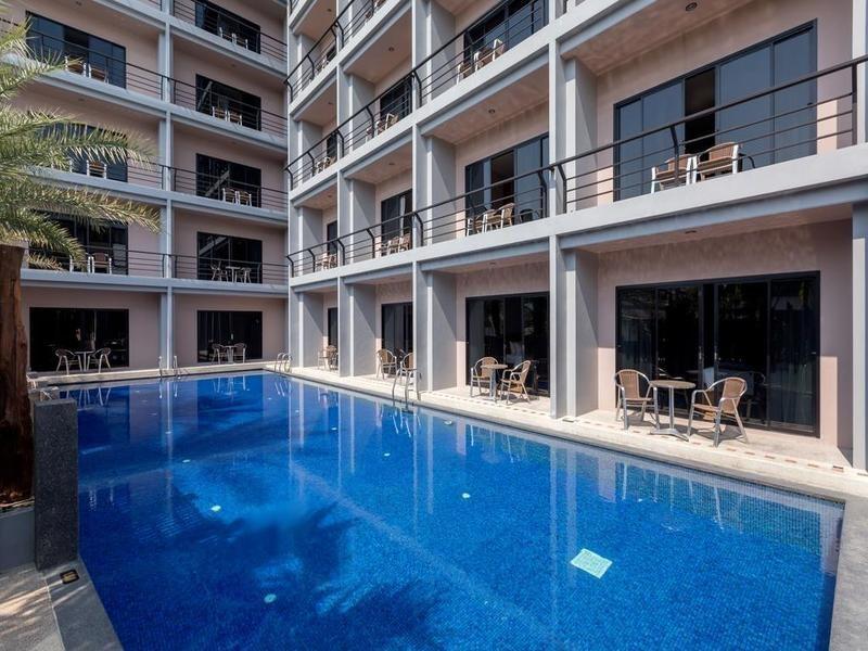 Bhukitta Boutique Town 4* Пхукет